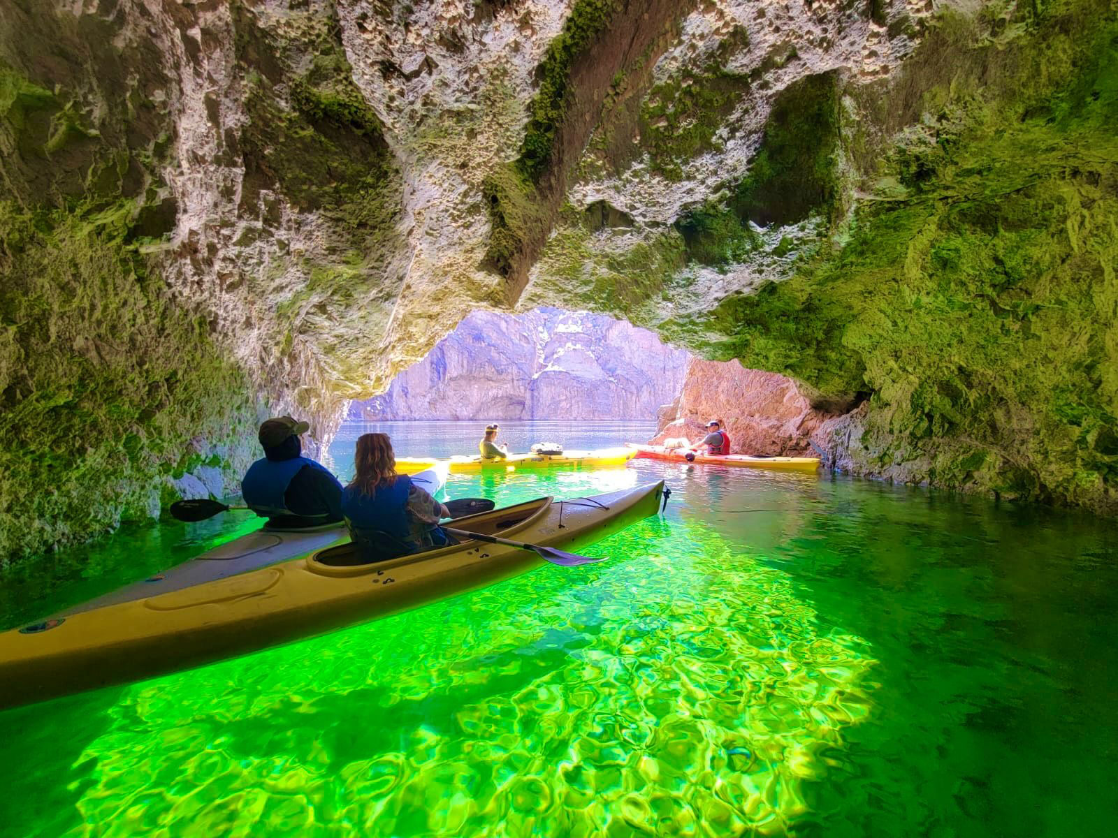 置物 emerald cave Emerald Cave Visiting Guide - Adventure Child